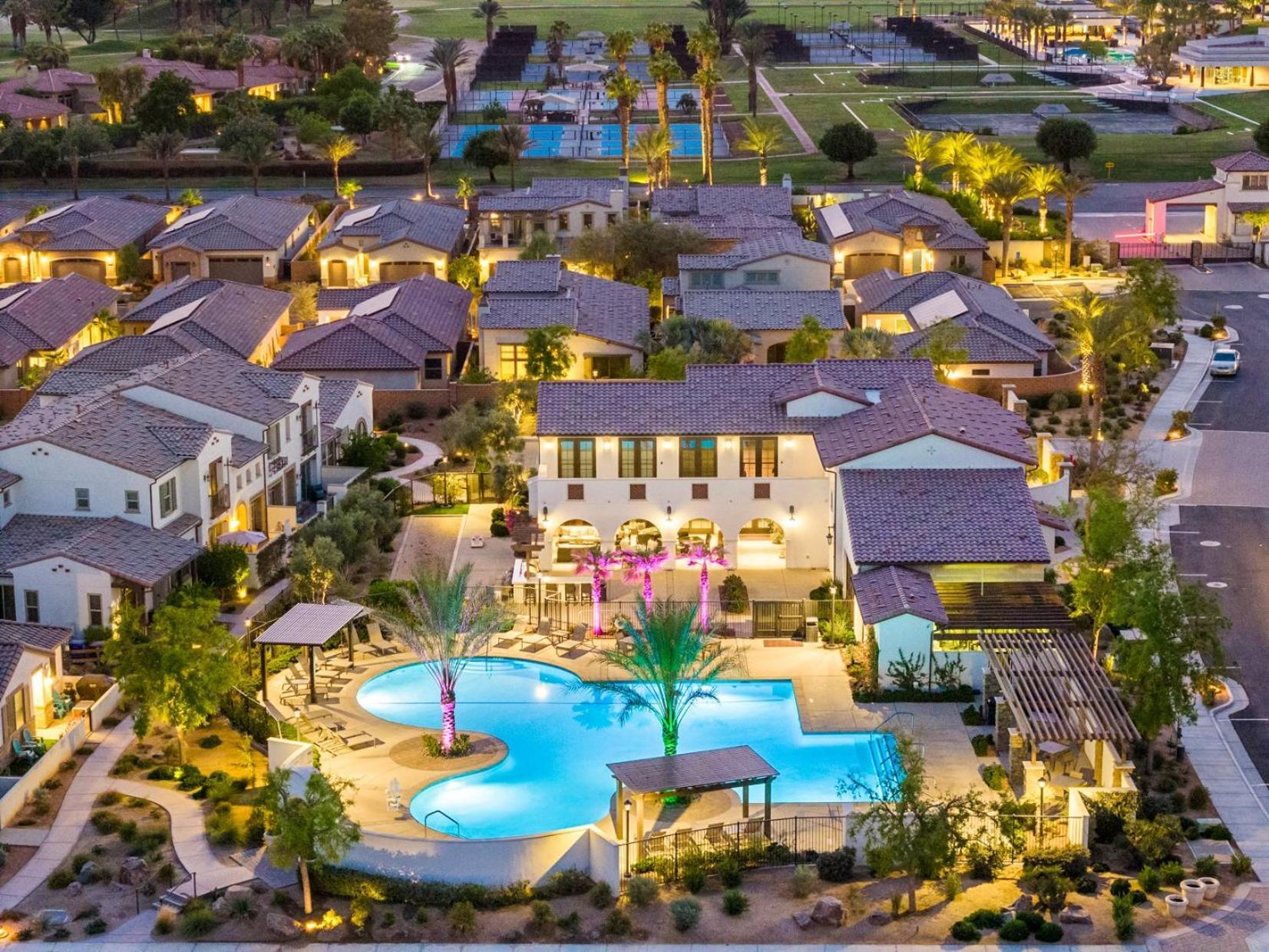 Desert Palms By Vare Pool Spa Bbq Pga West La Quinta Exterior photo