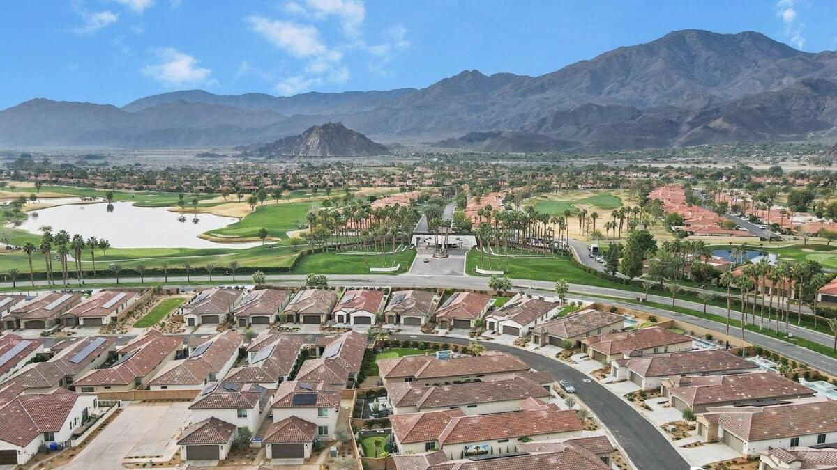 Desert Palms By Vare Pool Spa Bbq Pga West La Quinta Exterior photo